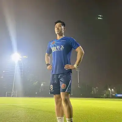 何云杰